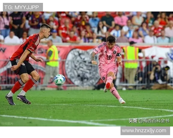 以梅西为核心探讨他如何在绿茵场上演绎传奇并影响世界足球格局