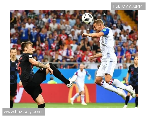 足球巨星频频穿烂球鞋揭秘原因 与球场表现和个人习惯息息相关